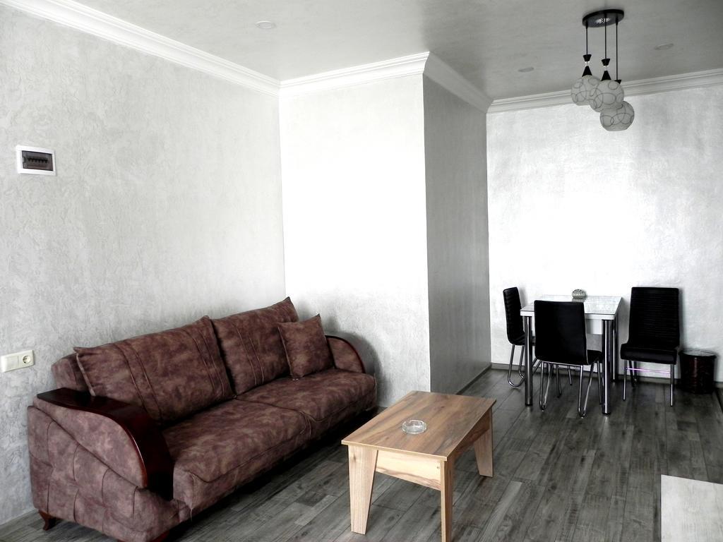 Penthouse Apartment In Батумі Екстер'єр фото